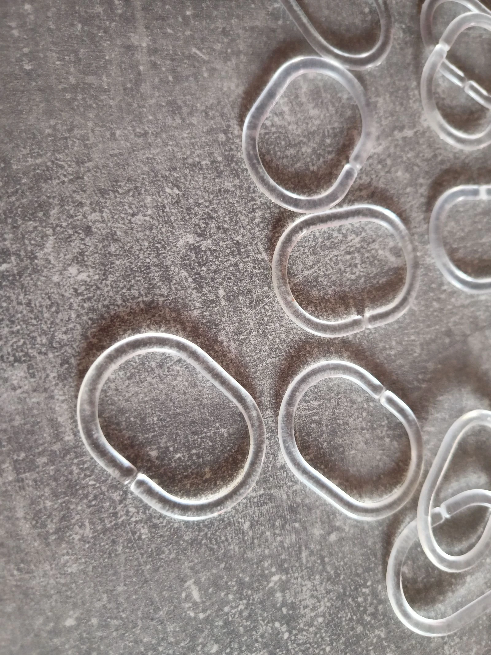 Batch of 11 transparent plastic curtain hooks – photo 2